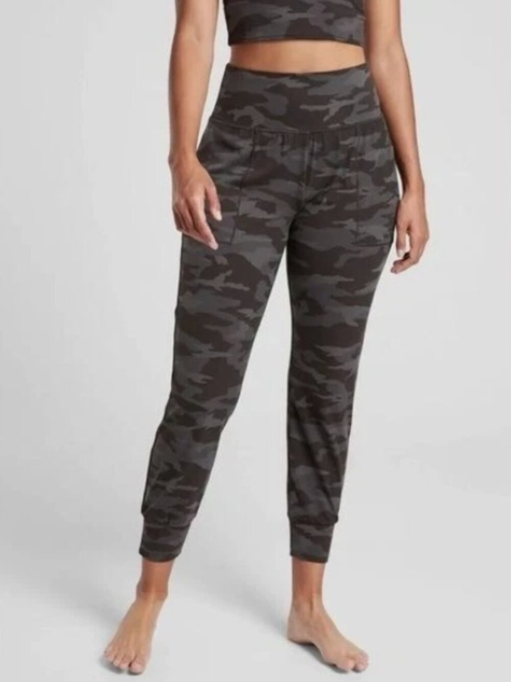 Athleta Camo Salutation Joggers Women's XS Gray/Black High Rise Powervita